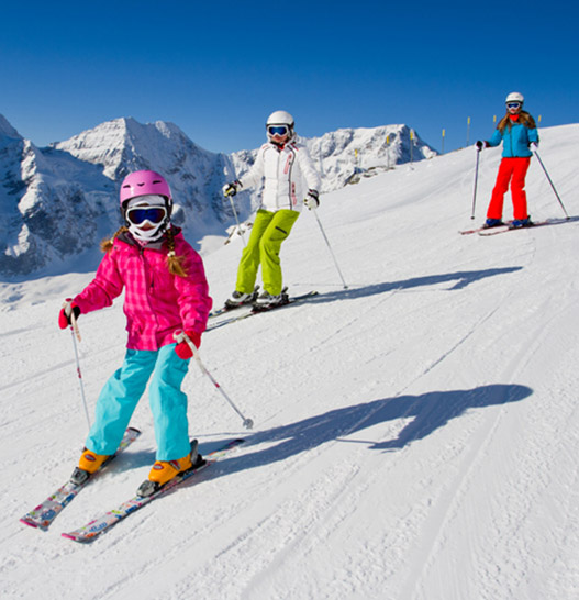 Family Skiing - Les Verdets, Val d'Isère
